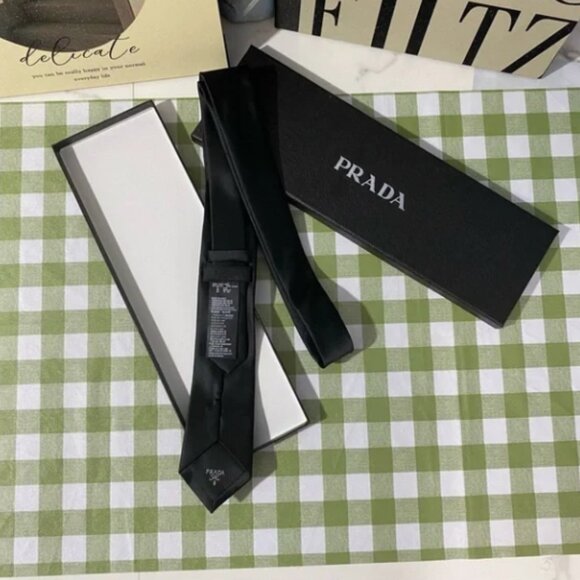 Prada Dark Green Silk Tie - Picture 3 of 6